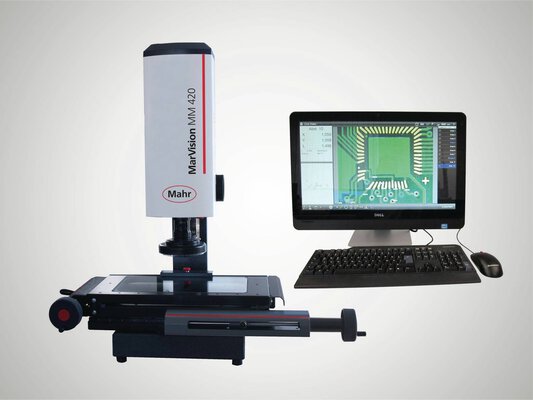 Measuring microscope with M3 software